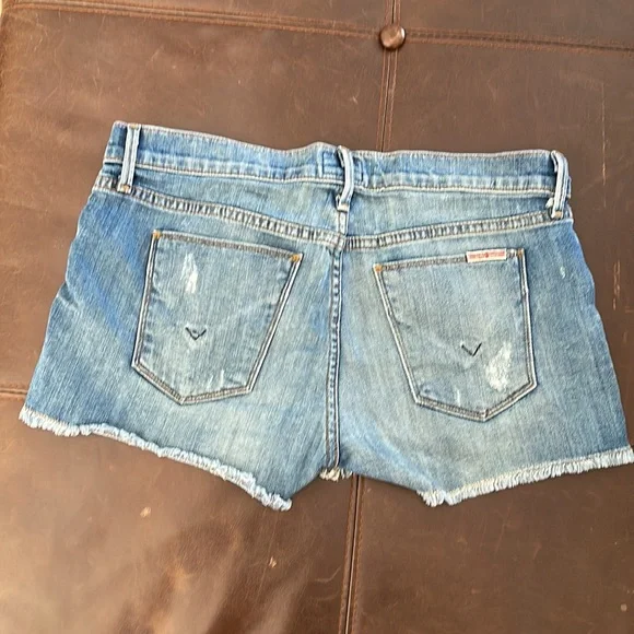 Hudson distressed jean shorts size 27 - Picture 2 of 7